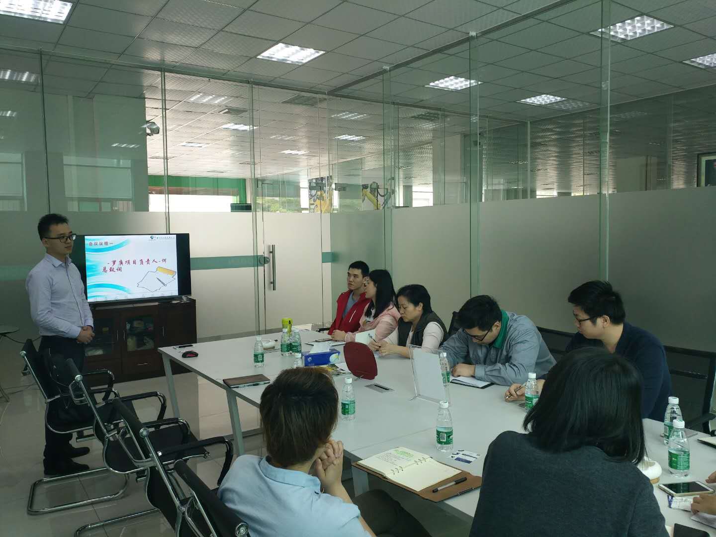 祝贺罗庚机器人签约顺景JN(中国)